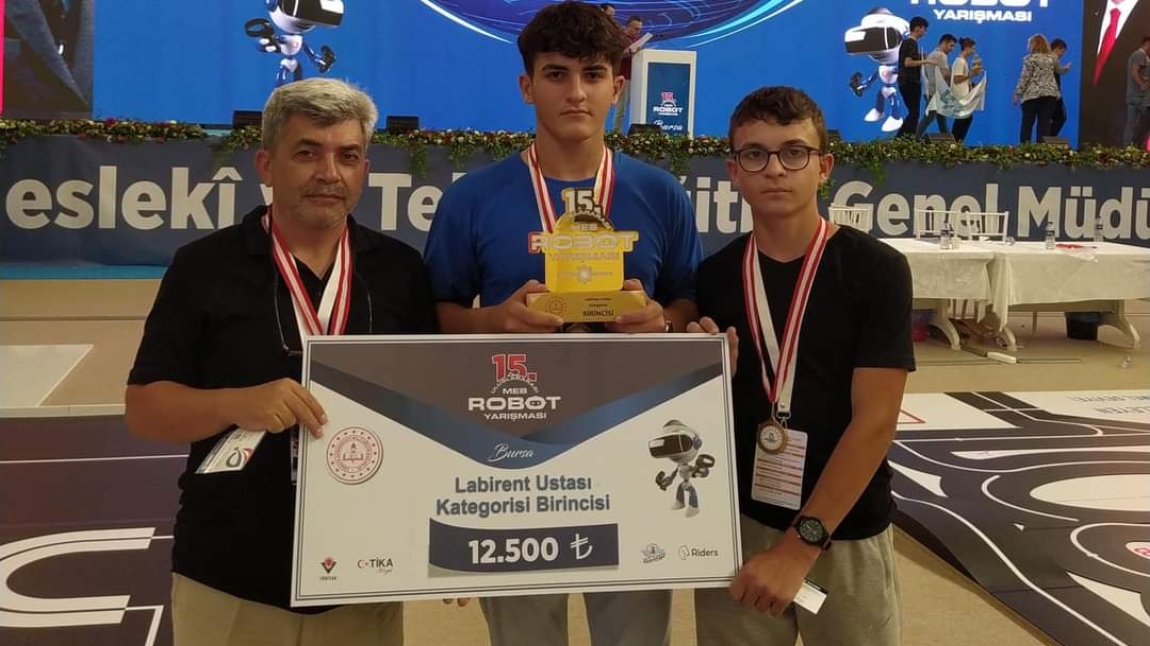 15. Meb ROBOT Yarışmasında Türkiye Birinciliği